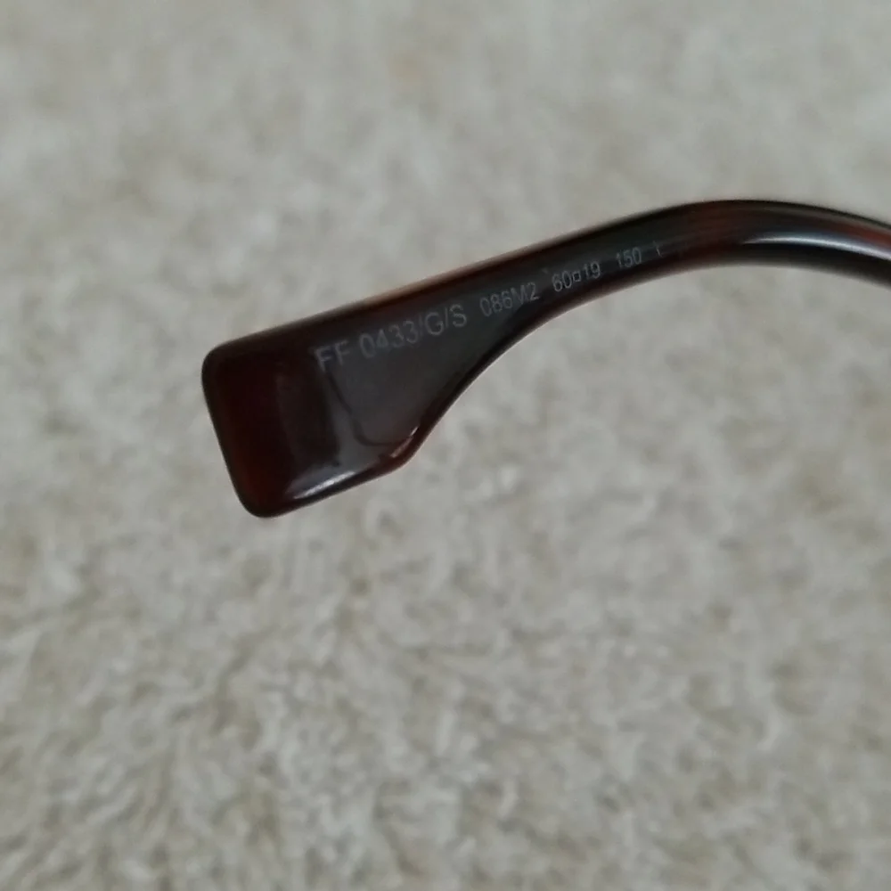 New Fendi Injection Plastic Cat-Eye Sunglasses - Picture 14 of 16